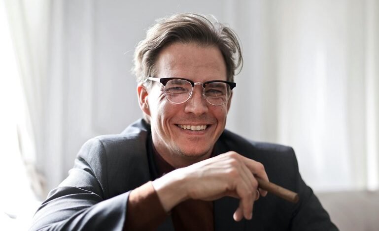 corporate intelligence analysis overview